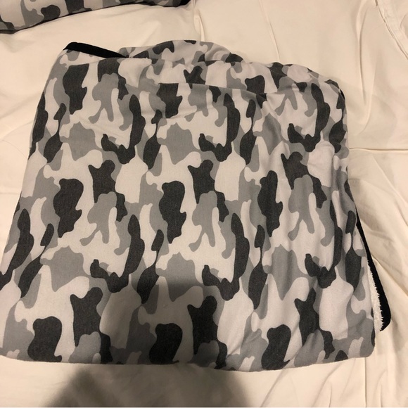 Copper Pearl Gunnar Camo Knit Hooded Towels - Picture 4 of 6